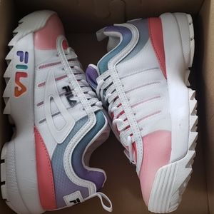 Fila (womens sneakers)